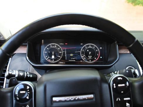 Used 2019 Land Rover Discovery HSE AWD/4WD image 26
