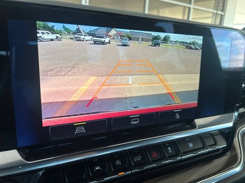 Used 2024 Chevrolet Silverado 1500 LT w/ Texas Edition Plus RWD image 17