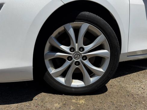 Used 2011 MAZDA MAZDA3 s Sport w/ Tech Pkg FWD image 9
