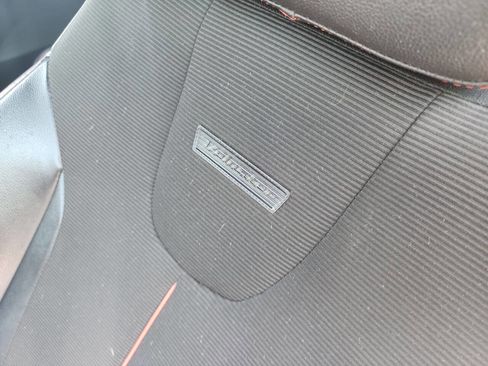 Used 2019 Hyundai Veloster 2.0 Premium image 19