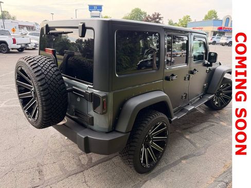 Used 2014 Jeep Wrangler Unlimited Sport w/ Quick Order Package 24S AWD/4WD image 9