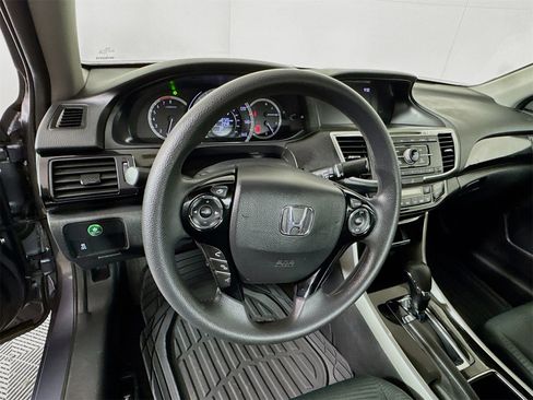 Used 2016 Honda Accord LX image 9