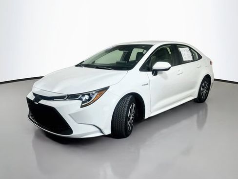 Used 2020 Toyota Corolla LE FWD image 4