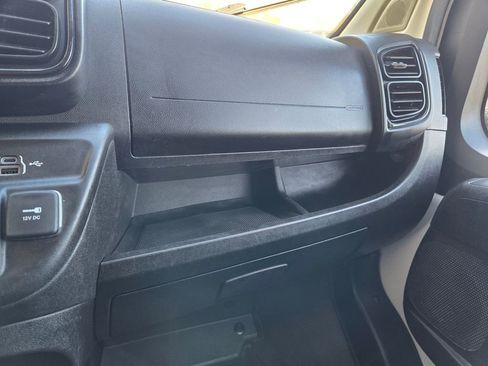 Used 2023 RAM ProMaster 2500 FWD image 31