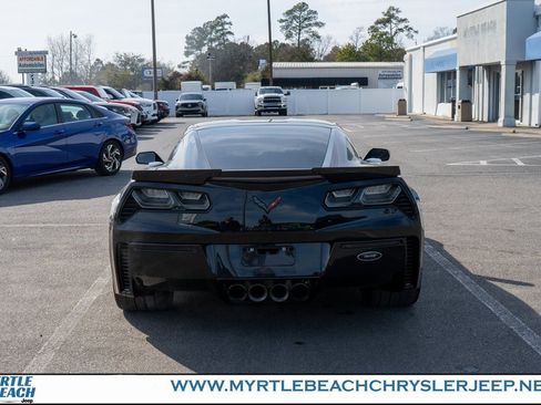 Used 2016 Chevrolet Corvette Z06 w/ 3LZ Preferred Equipment Group image 5