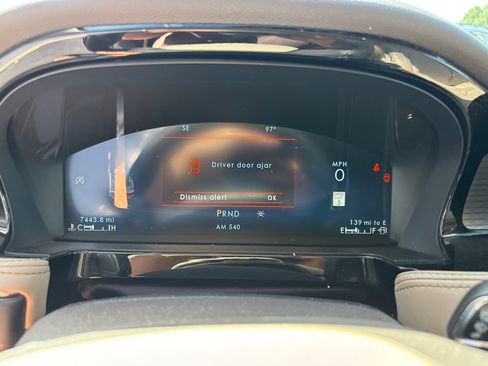 Certified 2023 Lincoln Corsair AWD w/ Rear Removable Package Tray image 15