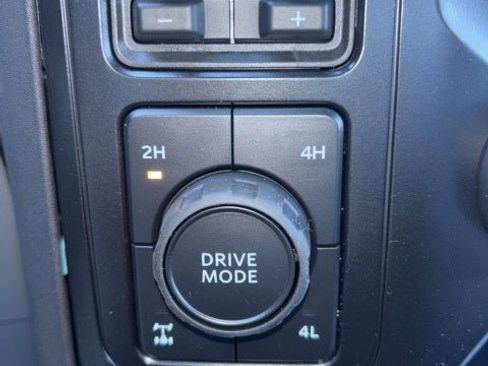 New 2026 Ford F250 XLT w/ XLT Premium Package image 33