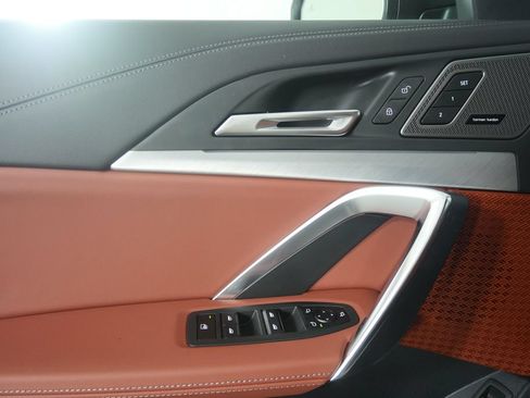 New 2026 BMW X1 xDrive28i AWD/4WD image 8
