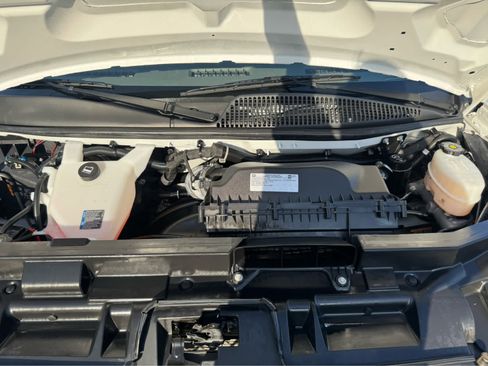 Used 2023 Chevrolet Express 2500 w/ Driver Convenience Package image 17