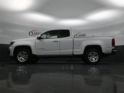 Used 2022 Chevrolet Colorado LT w/ Fleet Safety Package image 24