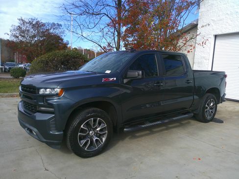 Used 2019 Chevrolet Silverado 1500 RST w/ All-Star Edition image 8