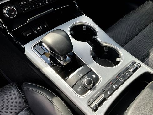 Used 2020 Kia Stinger GT2 image 19