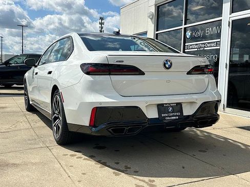 Used 2023 BMW 760i xDrive AWD/4WD image 7