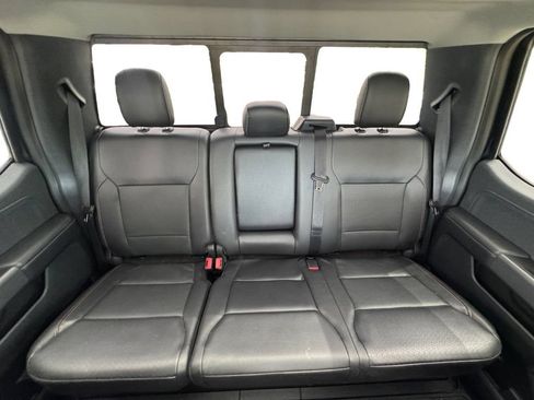 Used 2022 Ford F150 Lariat w/ Equipment Group 502A High AWD/4WD image 18