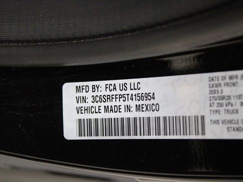 New 2026 RAM 1500 4x4 Crew Cab image 18