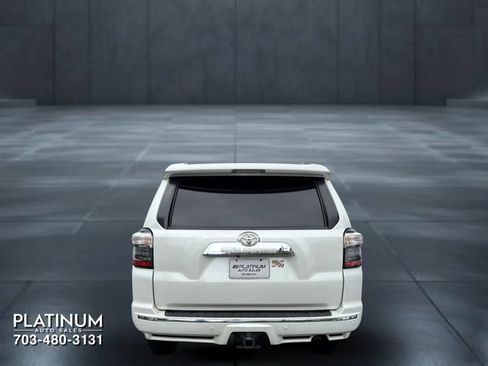 Used 2018 Toyota 4Runner Limited AWD/4WD image 7