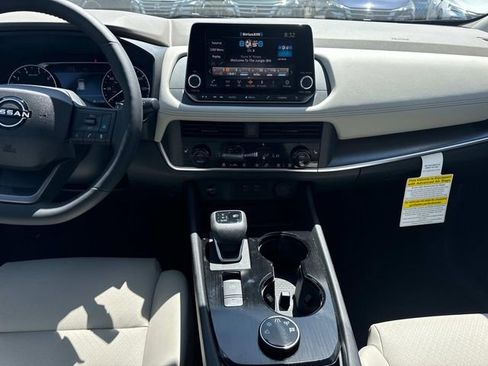 New 2026 Nissan Rogue SV AWD/4WD image 20