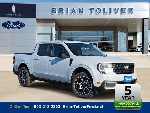 New 2026 Ford Maverick Lariat w/ 4K Tow Package image 1