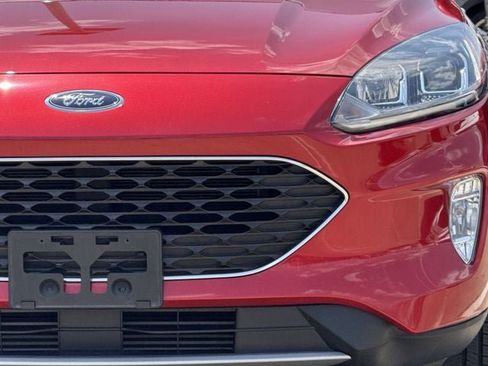 Used 2022 Ford Escape SEL w/ Technology Package FWD image 8