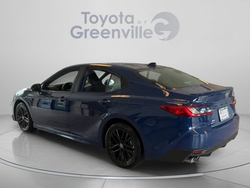 Certified 2025 Toyota Camry SE w/ Convenience Package AWD/4WD image 4