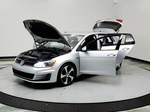 Used 2016 Volkswagen GTI S FWD image 9