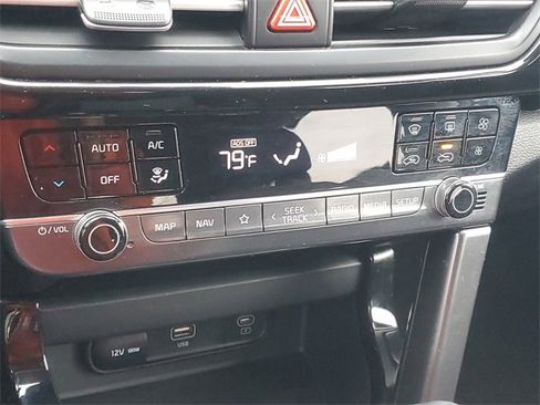 Certified 2024 Kia Seltos S image 27