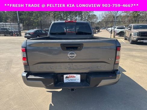 Used 2022 Nissan Frontier SV image 7