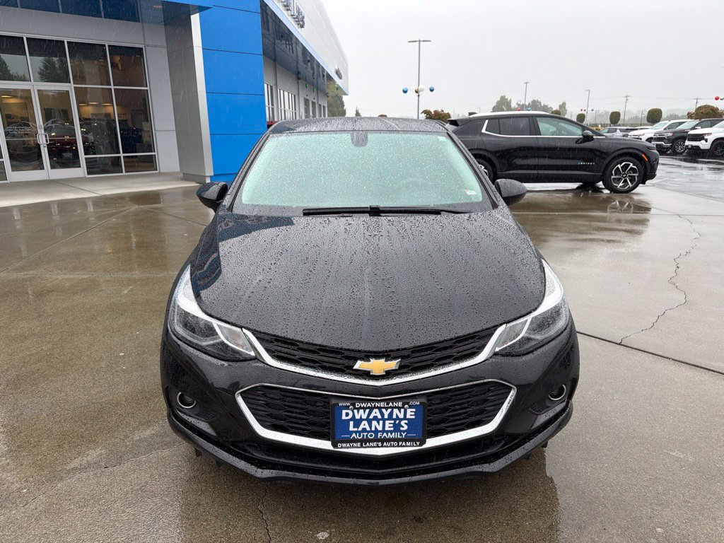 Used 2018 Chevrolet Cruze LT w/ Convenience Package FWD image 9