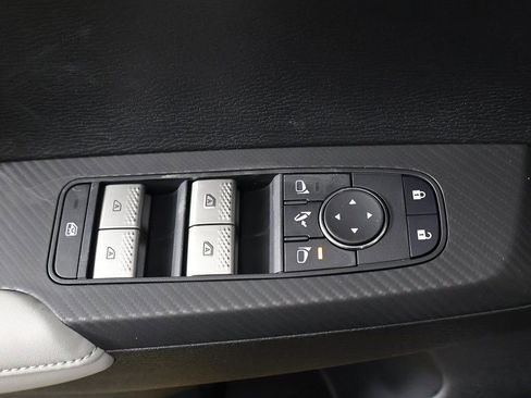 New 2026 Mitsubishi Outlander SE FWD image 40