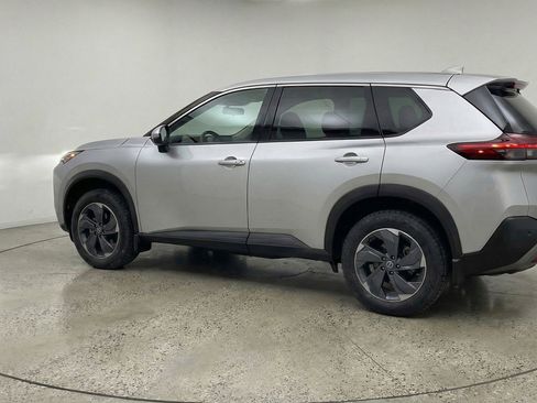 Used 2025 Nissan Rogue SV FWD image 6
