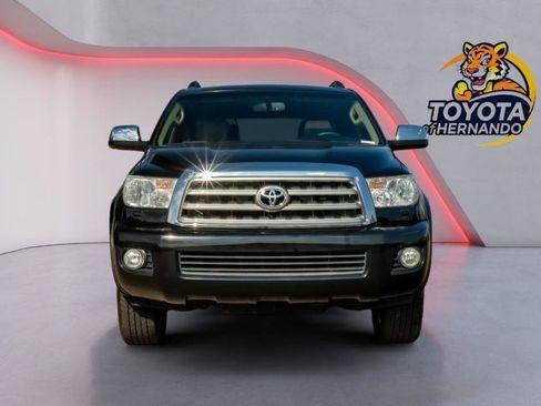 Used 2016 Toyota Sequoia Limited RWD image 3