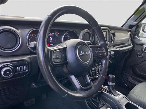 Used 2019 Jeep Wrangler Sport image 10