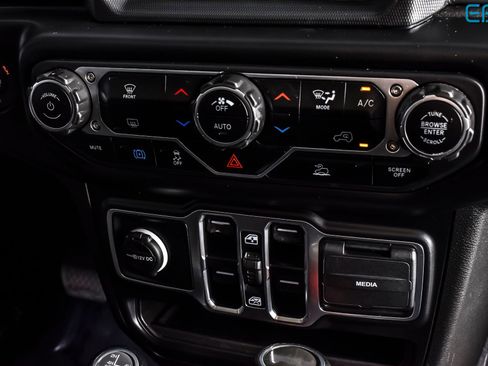 Used 2023 Jeep Wrangler Unlimited w/ 8.4" Radio Group AWD/4WD image 32