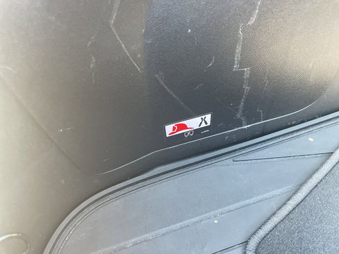 Used 2017 Chevrolet Volt Premier w/ Driver Confidence II Package image 43