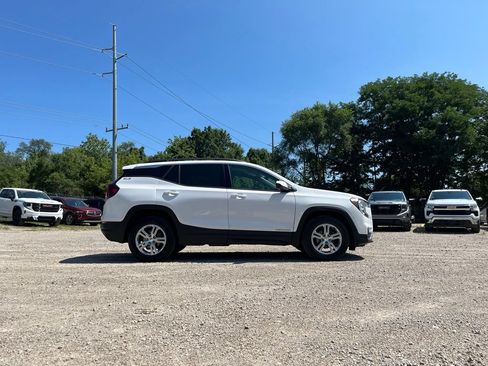 Used 2022 GMC Terrain SLE w/ Driver Convenience Package AWD/4WD image 6