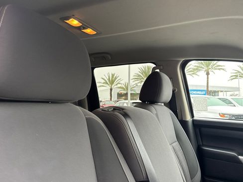 Used 2022 Nissan Titan SV w/ Accessory Utility Package image 16