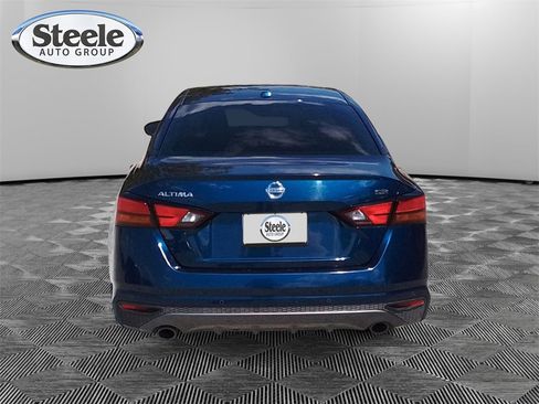 Used 2021 Nissan Altima 2.5 SR image 4