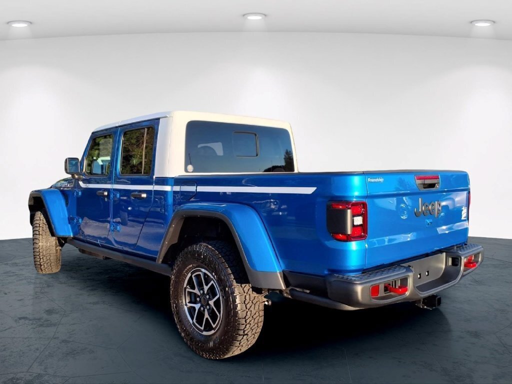 New 2026 Jeep Gladiator Rubicon w/ Whitecap Package AWD/4WD image 5