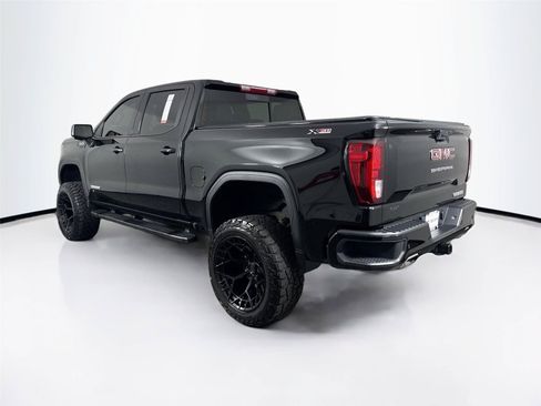 Used 2025 GMC Sierra 1500 Elevation w/ Elevation Premium Package AWD/4WD image 13