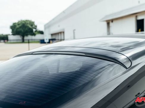 Used 2015 Rolls-Royce Wraith RWD image 34
