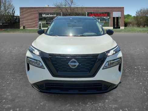 Certified 2023 Nissan Rogue SV w/ SV Premium B Package FWD image 9