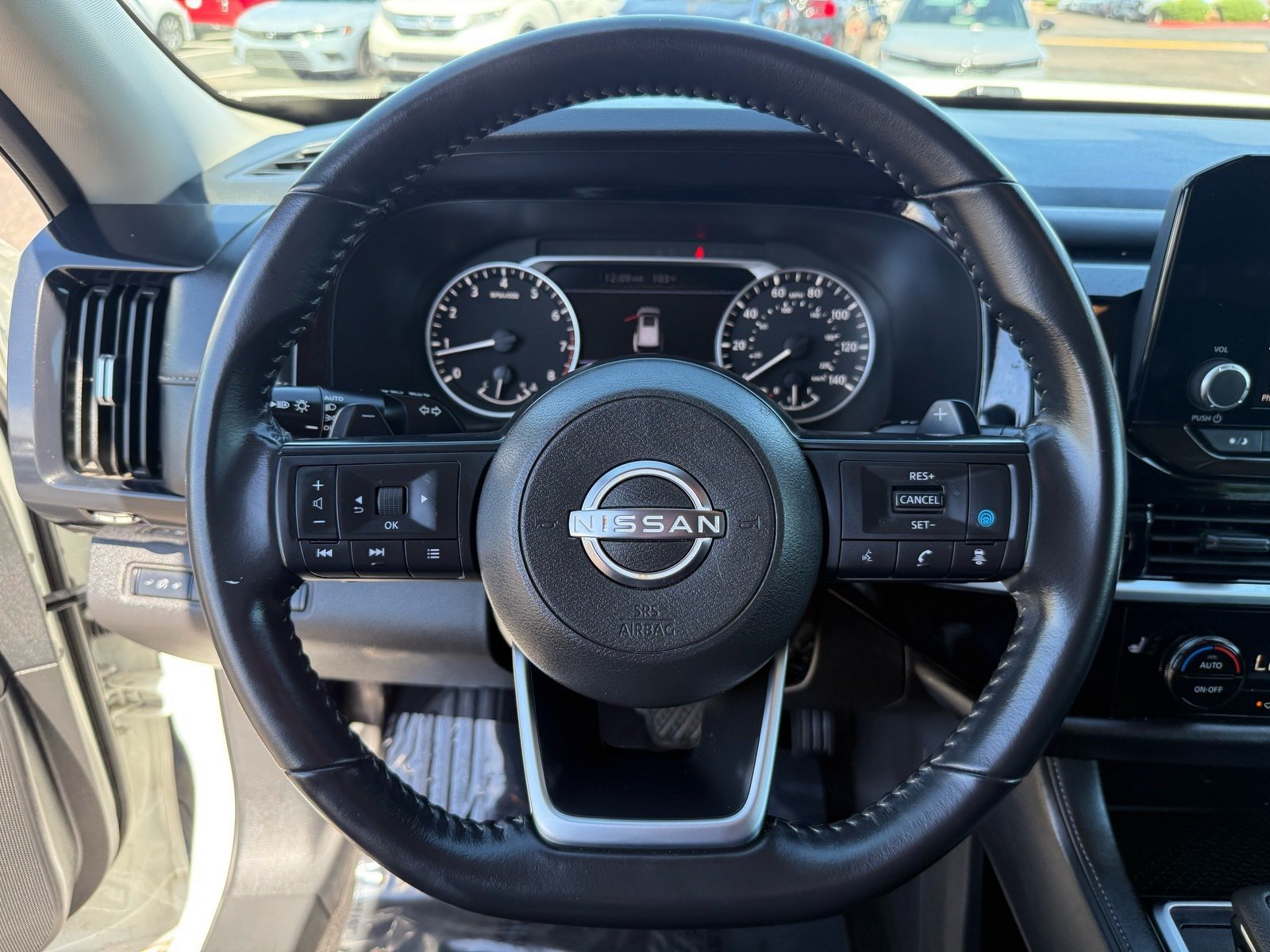 Used 2025 Nissan Pathfinder SV AWD/4WD image 16