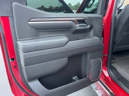 Used 2025 GMC Sierra 1500 SLT w/ SLT Premium Plus Package AWD/4WD image 12
