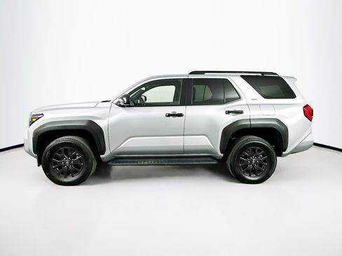 Used 2025 Toyota 4Runner SR5 image 4