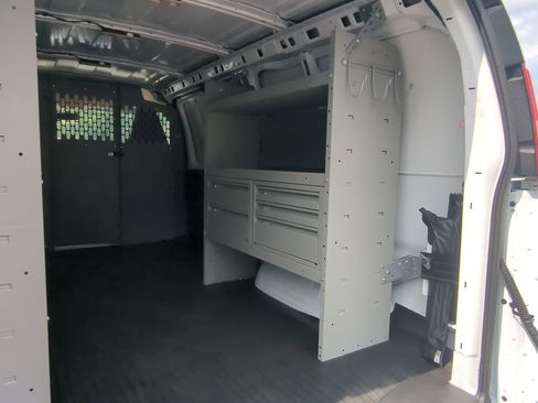 New 2025 GMC Savana 2500 w/ Driver Convenience Package image 23