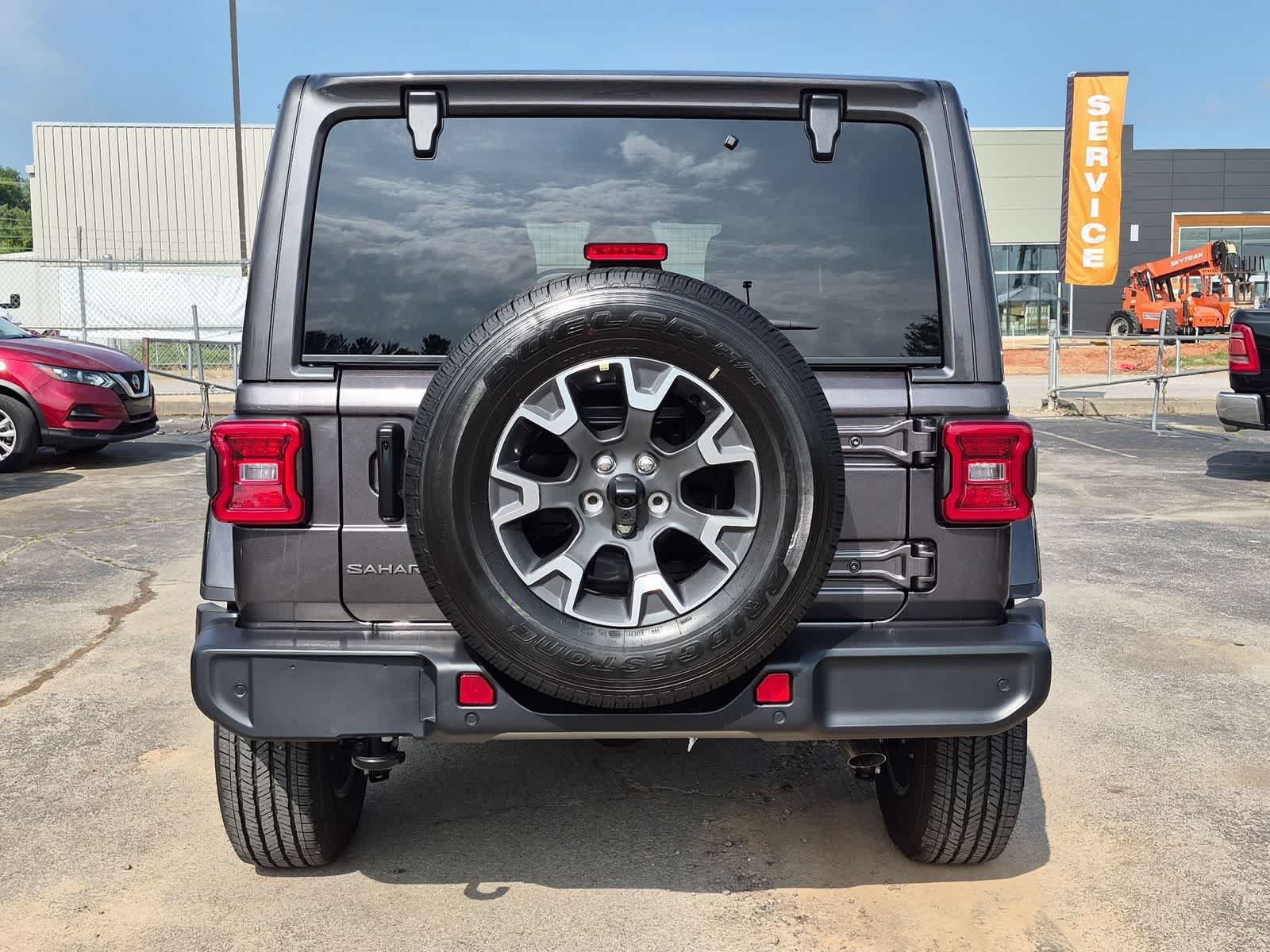 New 2026 Jeep Wrangler Unlimited Sahara AWD/4WD image 5
