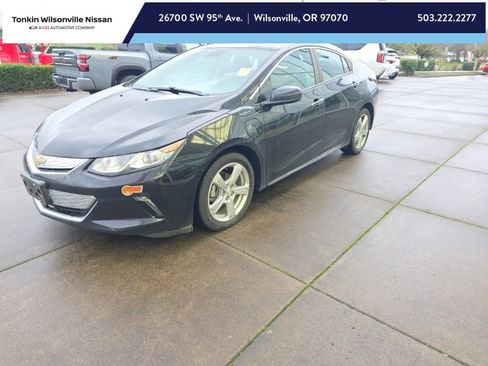 Used 2017 Chevrolet Volt LT image 1