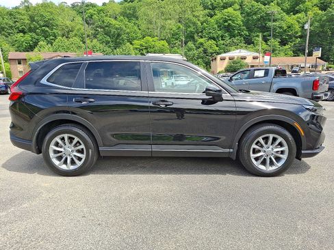 Used 2025 Honda CR-V EX image 7