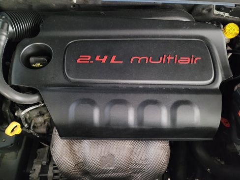 Used 2020 Jeep Renegade Latitude w/ Safety & Security Group II FWD image 30