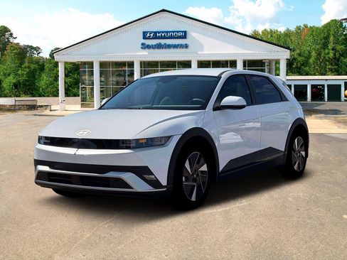 New 2026 Hyundai Ioniq 5 SEL RWD image 1